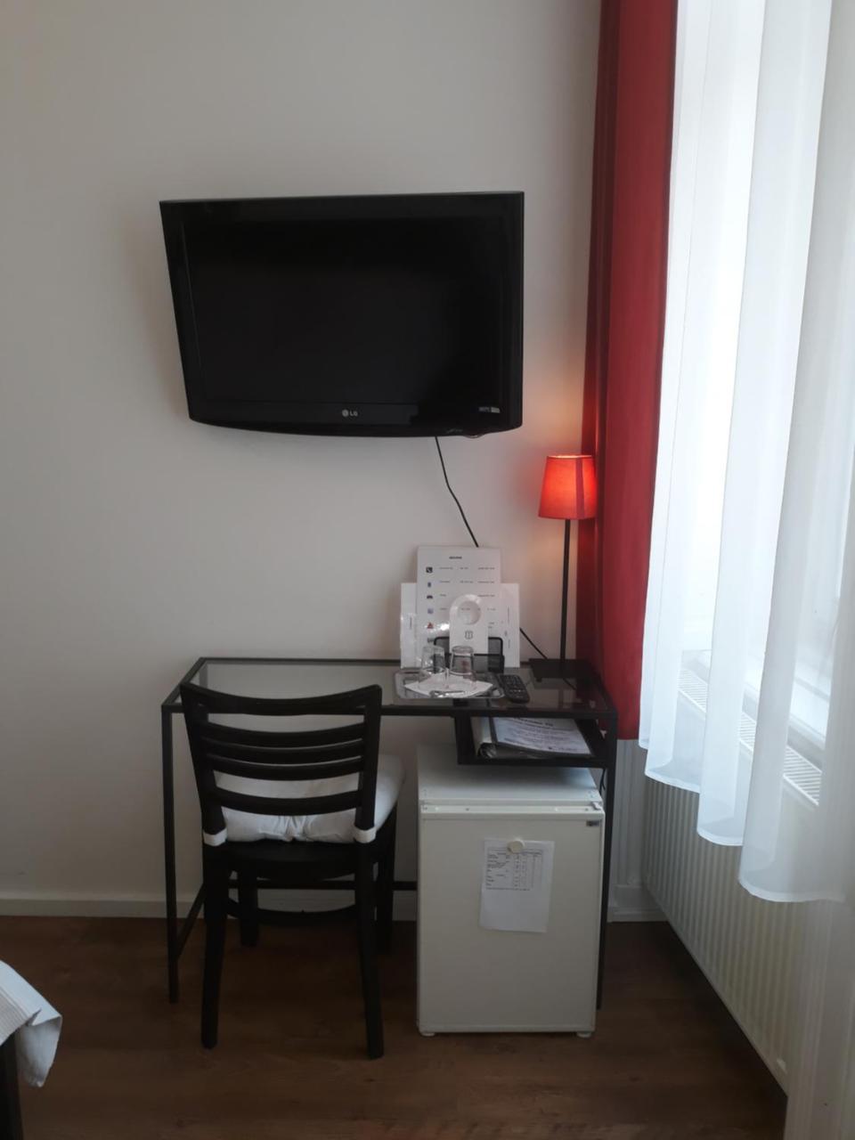 Connection Guesthouse Budapest Exterior foto